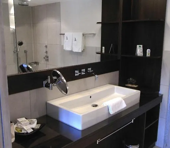 Hotell Waldhaus Ohlenbach 4*